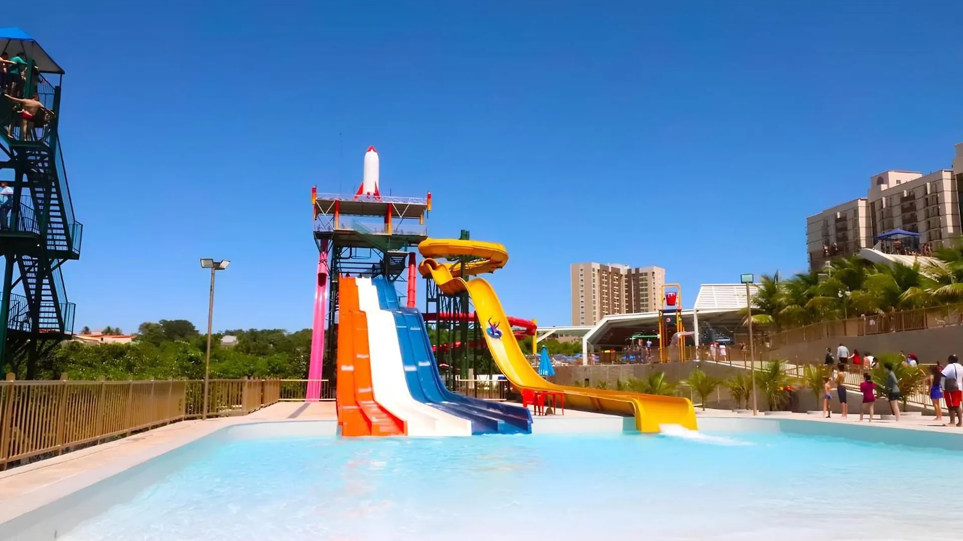 Spazzio Diroma Acesso Gratuito Ao Acqua Park - Caldas Novas