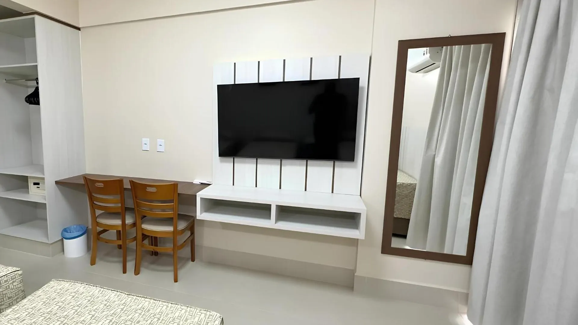 Spazzio Diroma Acesso Gratuito Ao Acqua Park - Caldas Novas Apart-hotel